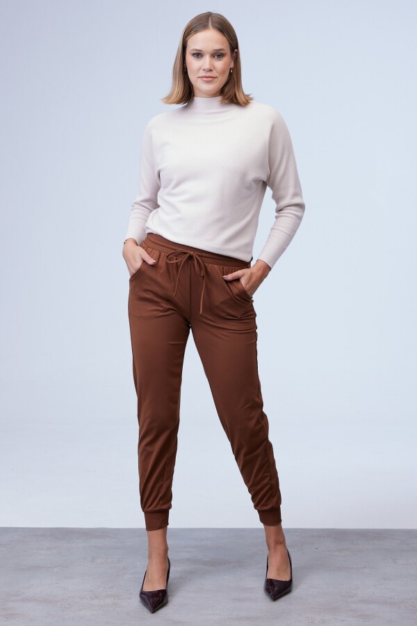 Pantalón Jogger TOSTADO