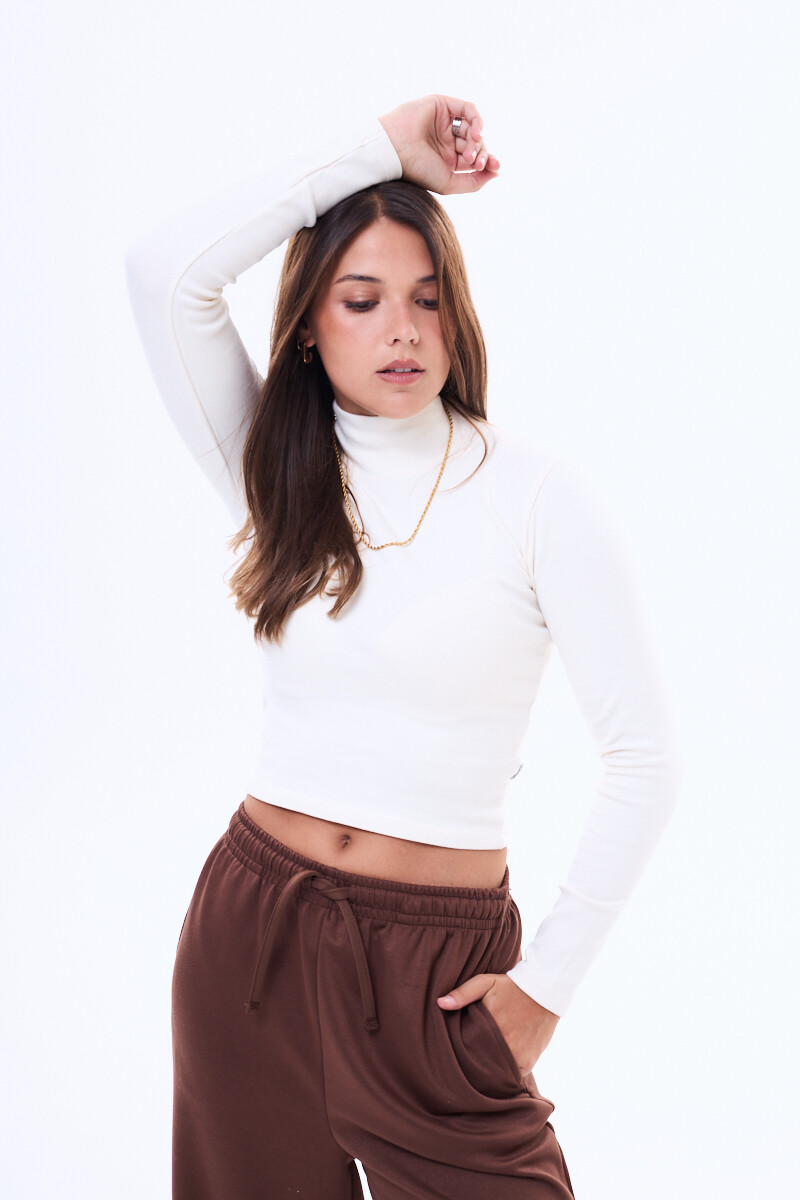 Remera Solsticio Crudo