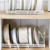 Organizador extensible de cocina para ollas y tapas blanco