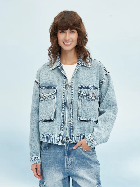 CAMPERA PUNTA AZUL CLARO