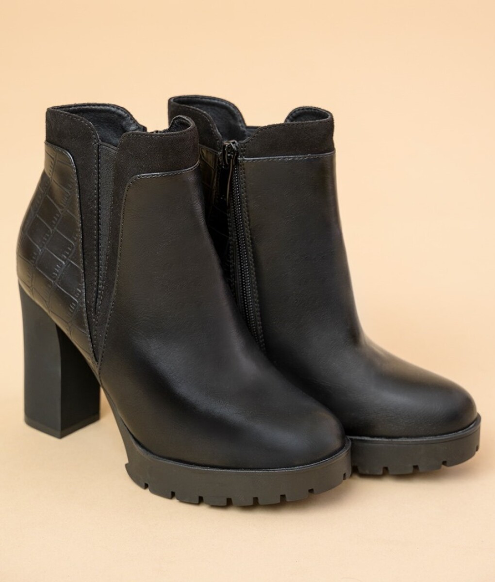 Bota Eco Cuero. 