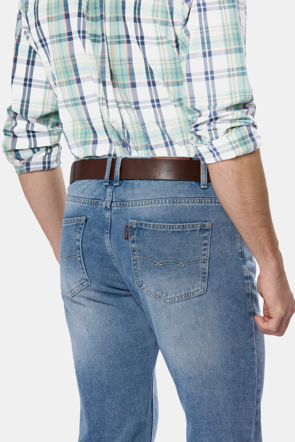 PANTALÓN DE JEAN CLÁSICO Azul claro