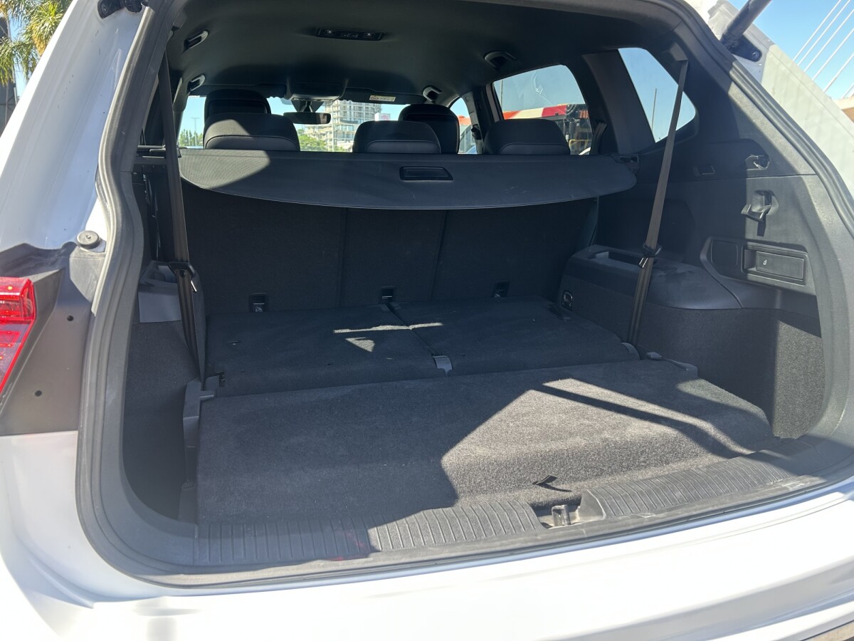 Volkswagen Tiguan 2021 EXCELENTE ESTADO! | Permuta/ Financia Volkswagen Tiguan 2021 EXCELENTE ESTADO! | Permuta/ Financia