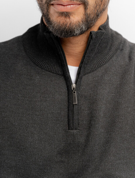 Remera medio cierre Tilo gris