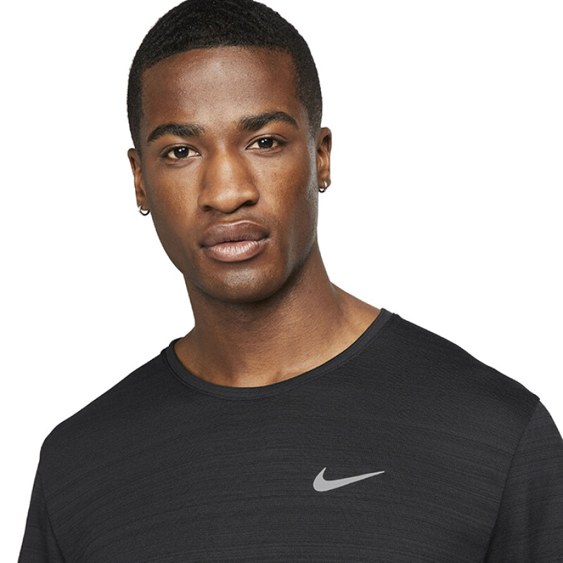 Remera Nike Dri-fit Miler de Hombre - CU5992-010 Negro