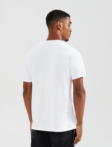 CAMISETA BÁSICA WORLD CUELLO EN V BLANCO