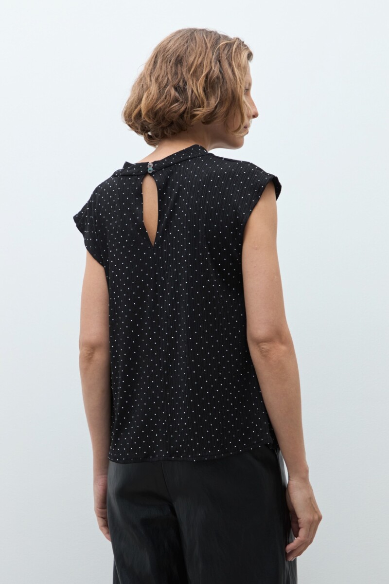 Blusa con brillos negro