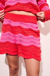 Short Tejido Textura Rayas Rojo
