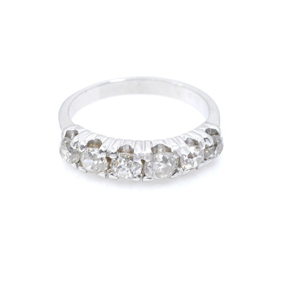 Anillo medio sin fin 18k blanco con brillantes antiguos con engarce 4 puntas 