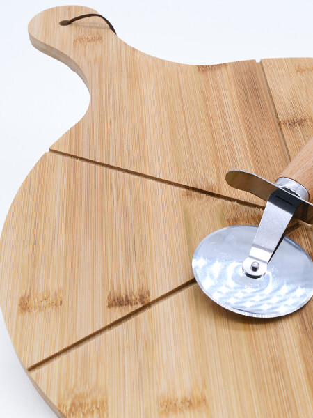 TABLA DE PIZZA CON CUCHILLO MADERA