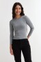 Remera m/l cuello a la base GRIS MELANGE