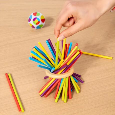 Juego de mesa infantil de madera con palitos y bolas de colores Sc