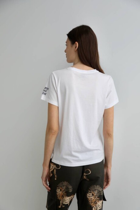 Remera Lion Palms White Remera Lion Palms White