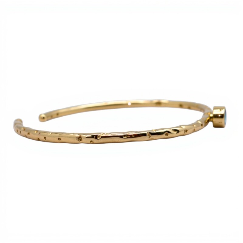 Brazalete Delhi -Plata rodinada con micra de oro 18k- Piedra Granate-BR2026 conpiedra