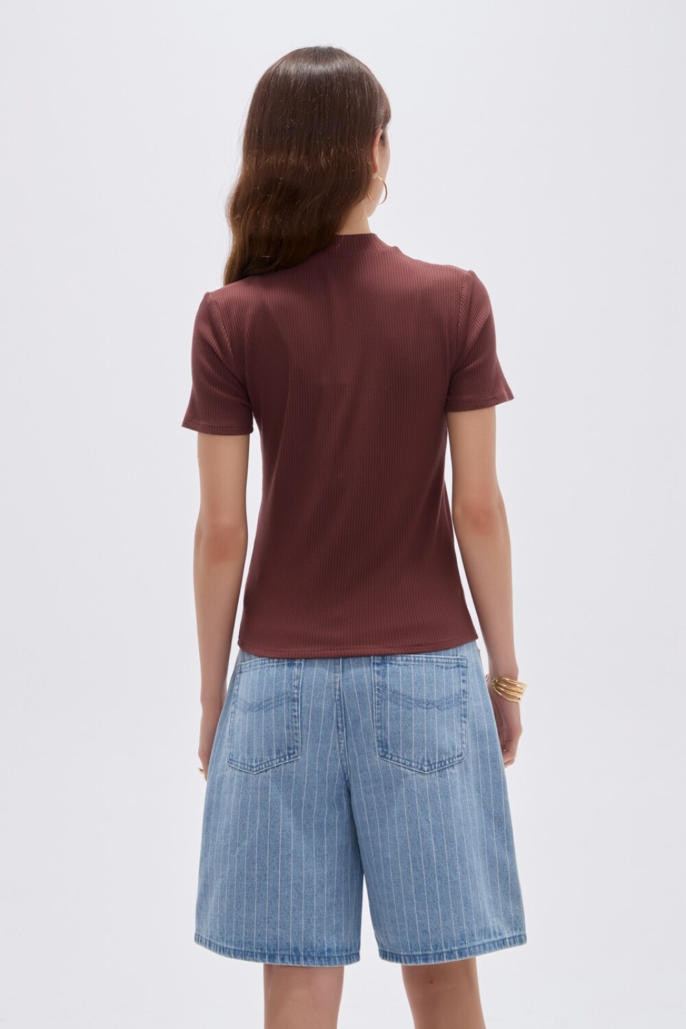 Remera Daly Marron