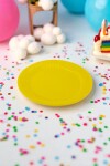 Plato 18 cm. diametro paquete x 10 AMARILLO
