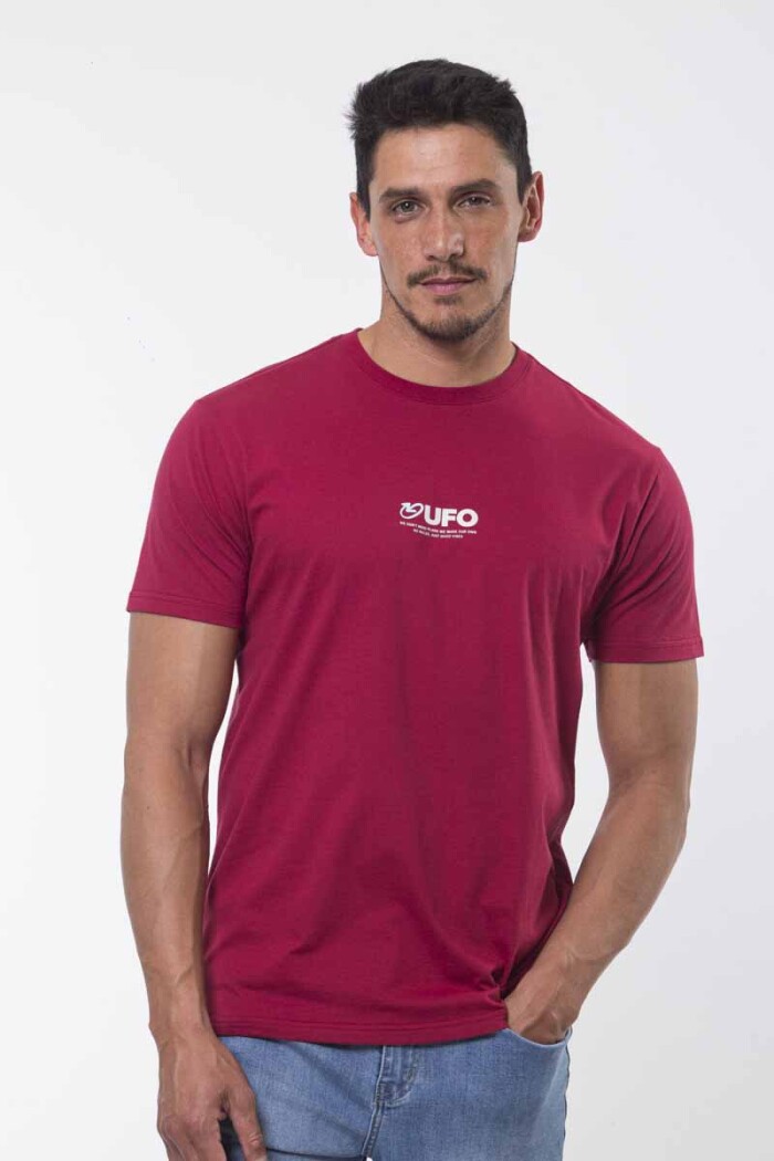 REMERA UFO MANGA CORTA ESTAMPADA Bordeaux