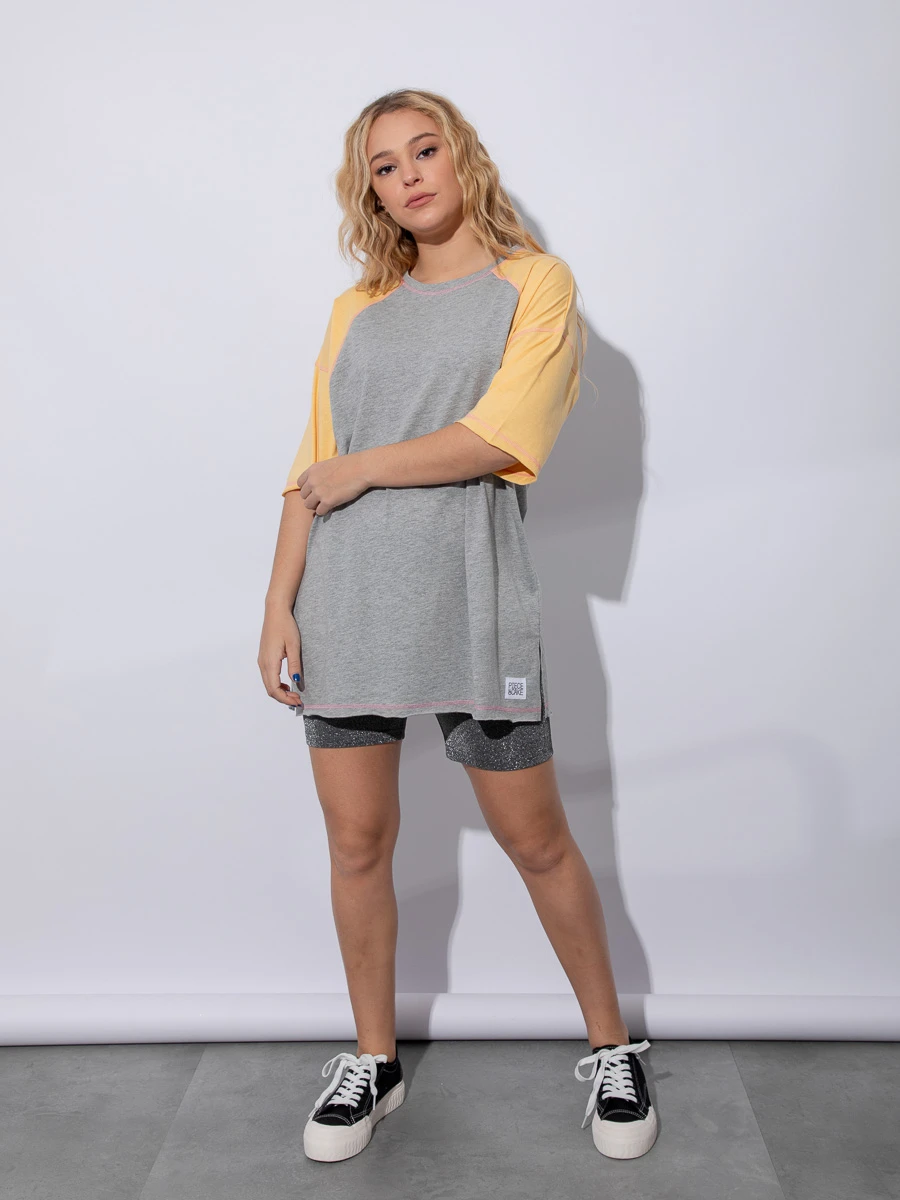 REMERA TINITA 