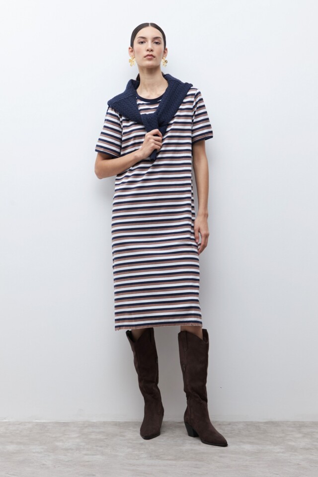 Vestido rayado manga corta azul marino
