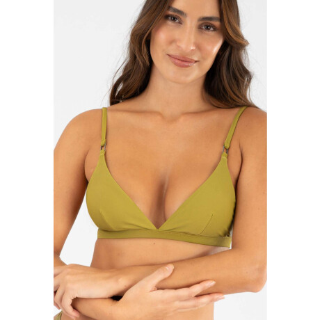 Triangulo rory Pistacho