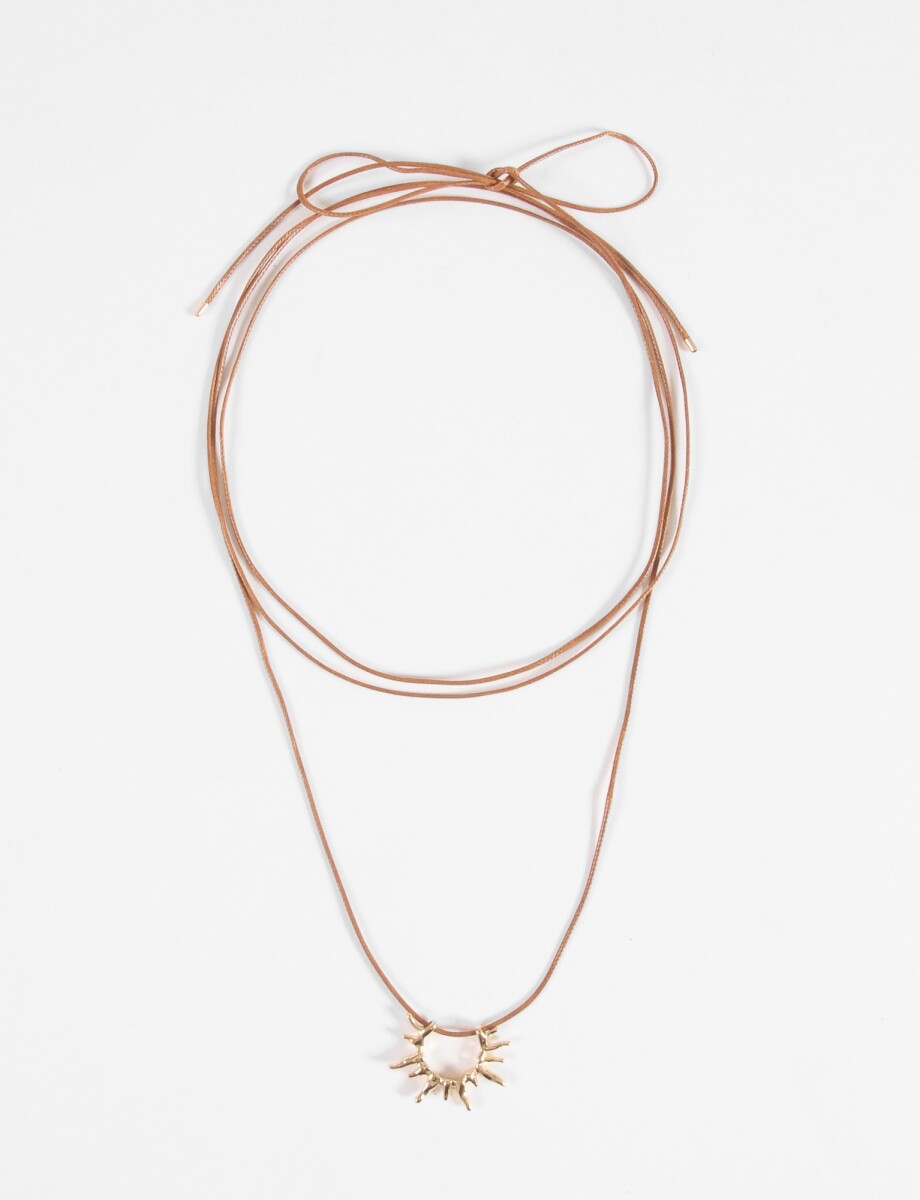 Collar cordón dije sol - dorado 