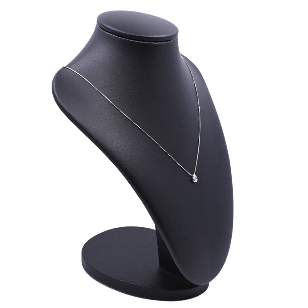 Cadena oro 18k blanco veneciana con dije pasante con brillante. Cadena oro 18k blanco veneciana con dije pasante con brillante.