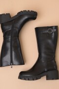 Bota Larga. Bota Larga.