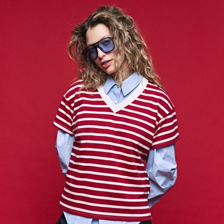 REMERA MAIKA Rojo