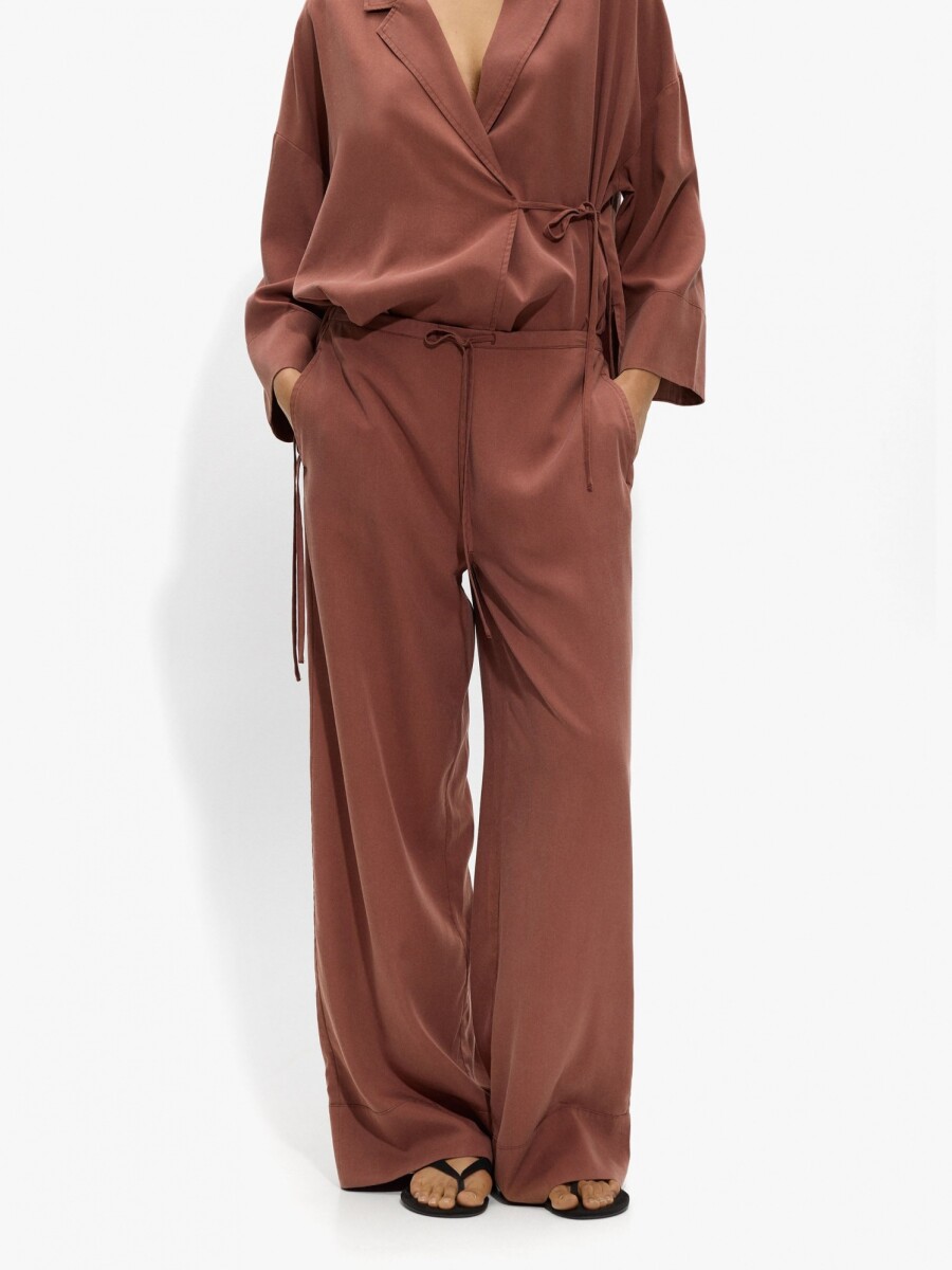 Pantalón Fluido Con Bolsillos teja