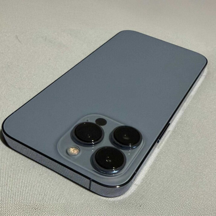 iPhone 13 Pro 128GB - Sierra Blue iPhone 13 Pro 128GB - Sierra Blue