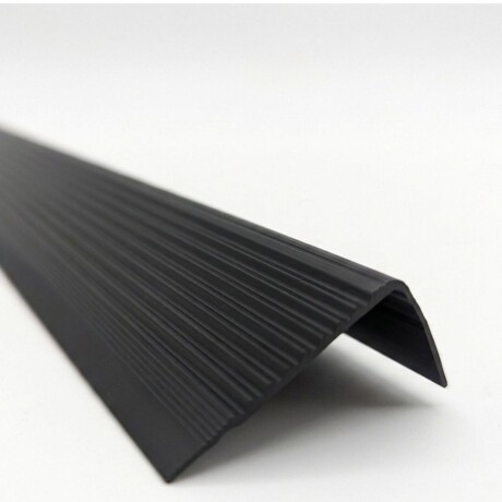 Perfil En L Para Escalon En Aluminio Antideslizante 37mm 2.5mts Negro Perfil En L Para Escalon En Aluminio Antideslizante 37mm 2.5mts Negro