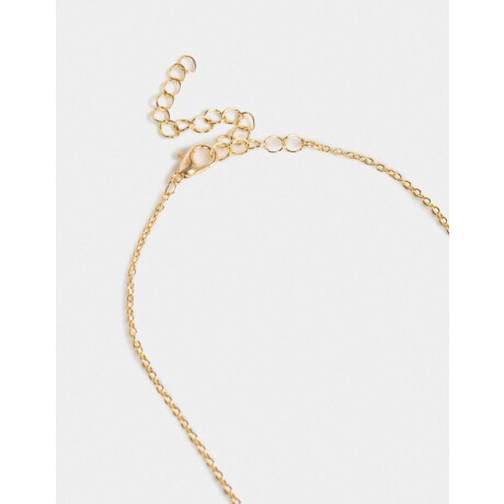 Collares Cortos Con corazón Dorado