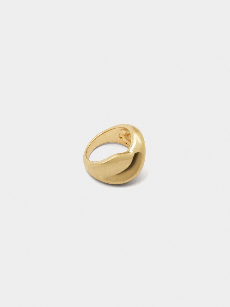 Anillo Con Relieve dorado