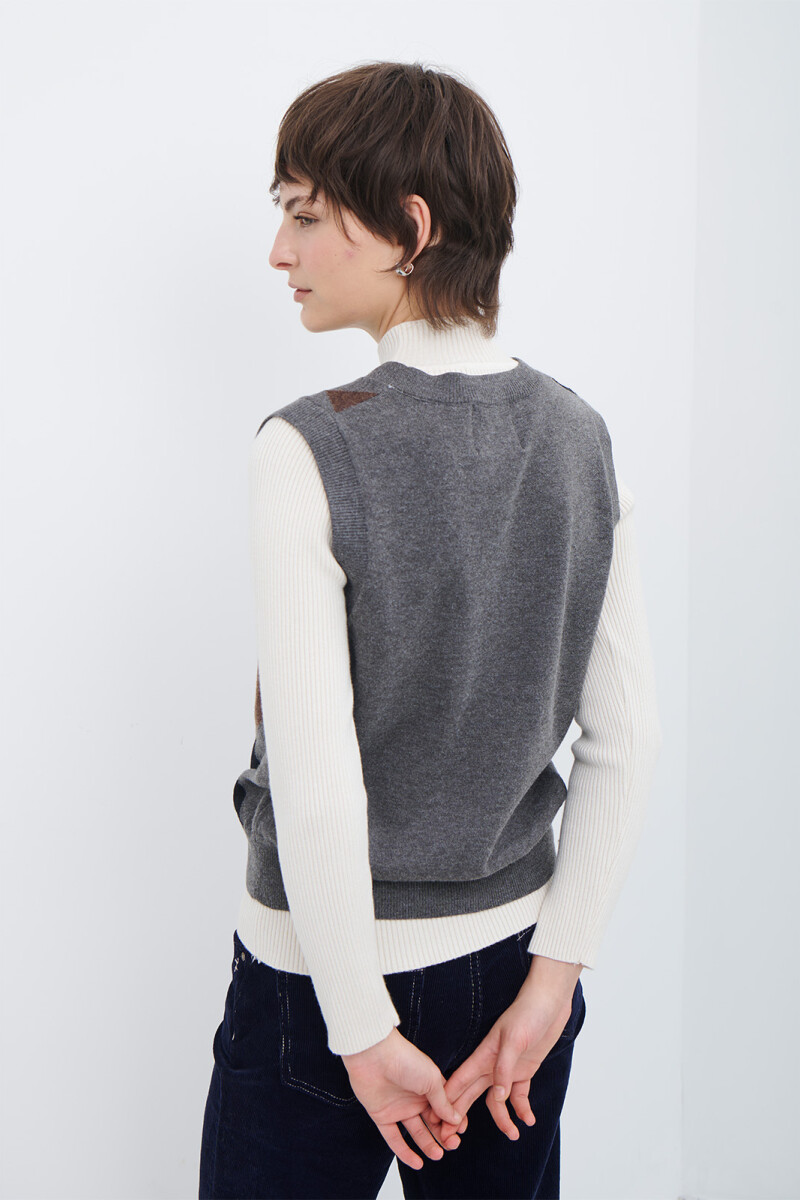 CHALECO ROMBOS CELESTE