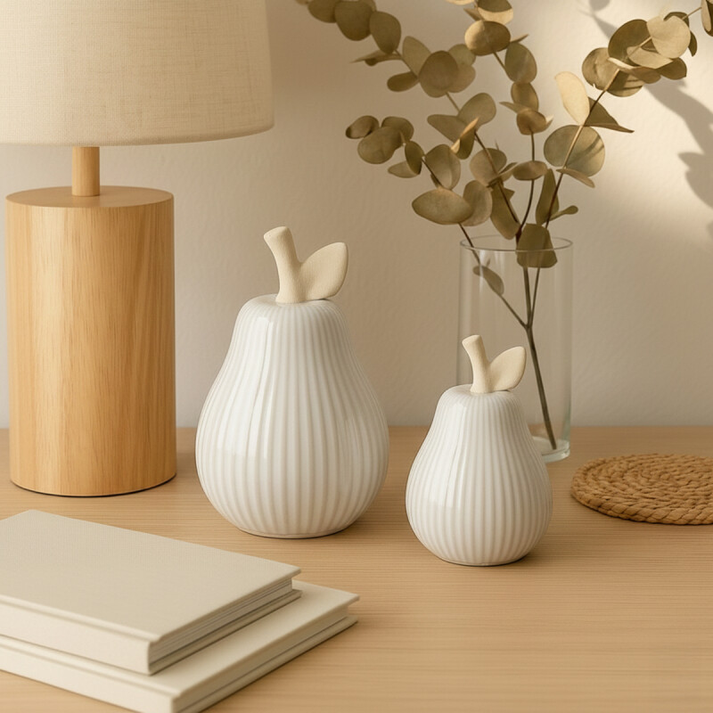 PERA CERAMICA ACANALADA 8.5x8.5x13CM TORNASOLADO PERA CERAMICA ACANALADA 8.5x8.5x13CM TORNASOLADO