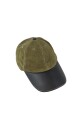 Gorro de cuero verde