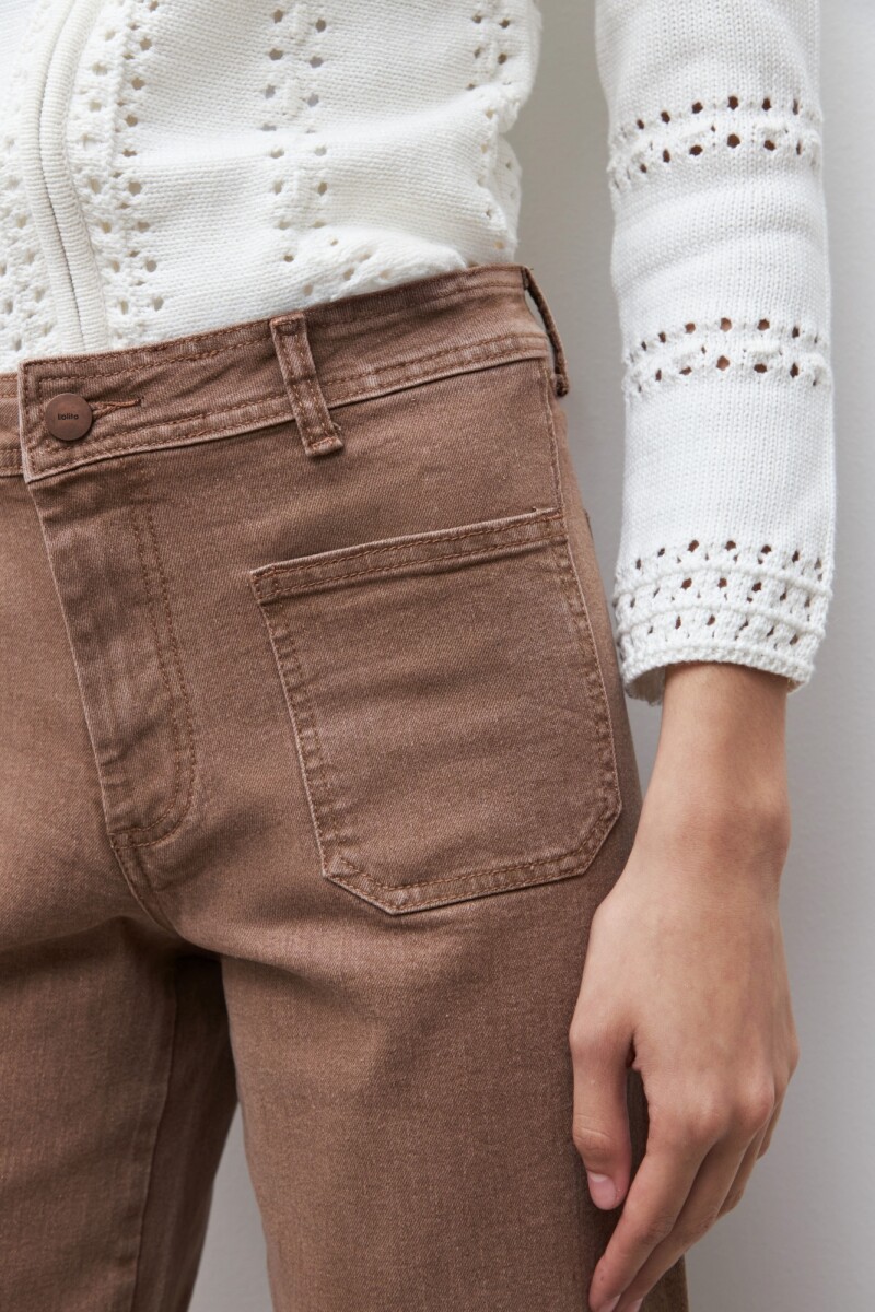 Jean culotte Paulina con bolsillos tostado
