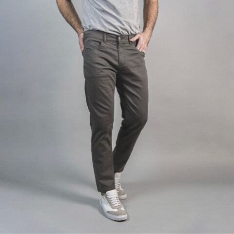 Pantalón 5 bolsillos GRIS