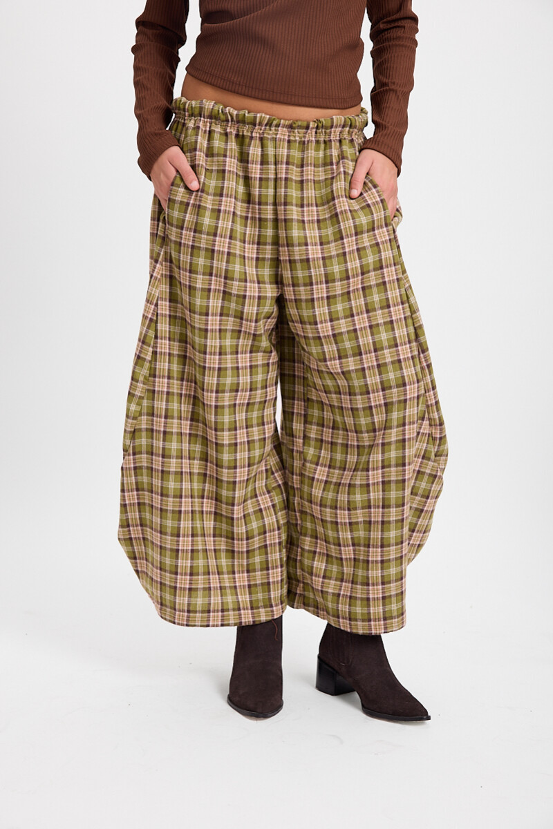 Pantalon Versatil Cuadrille Verde