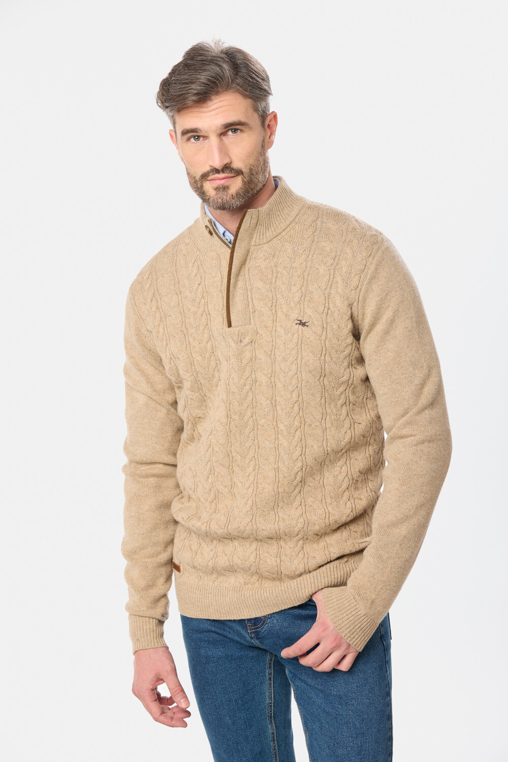 BUZO TEJIDO MEDIO CIERRE Beige