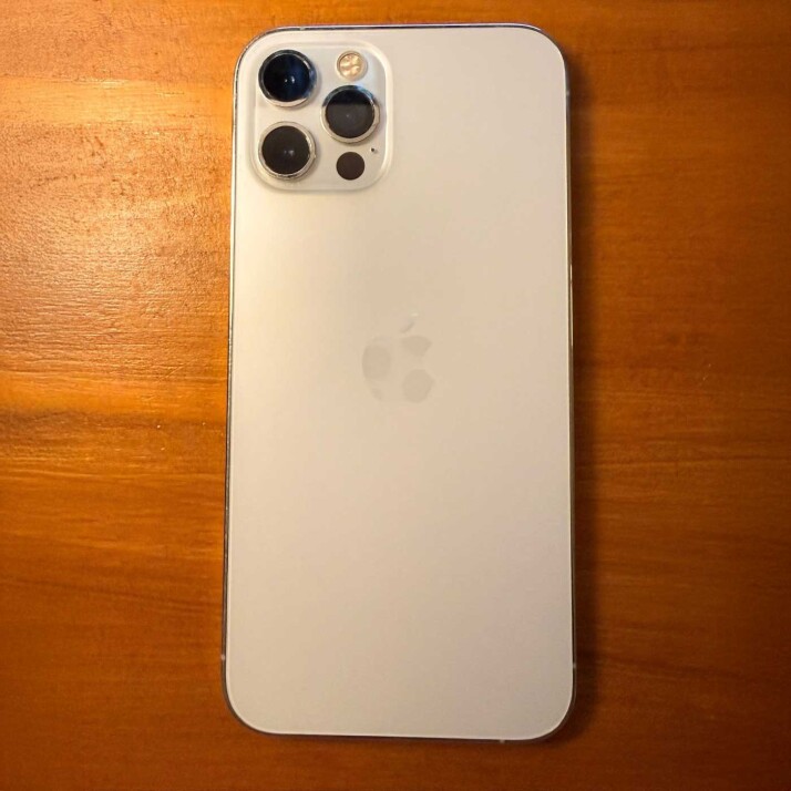 iPhone 12 Pro 128GB - Silver iPhone 12 Pro 128GB - Silver