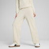 Pantalon Puma ESS Sm.Nº1 Log Comf.Straight TR de Mujer - 684979 87 Arena