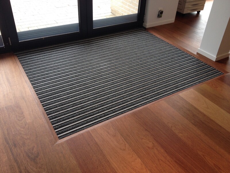 ALUMAT FELPUDO ALUMAT ANTRACITE 011 ANCHO 2M