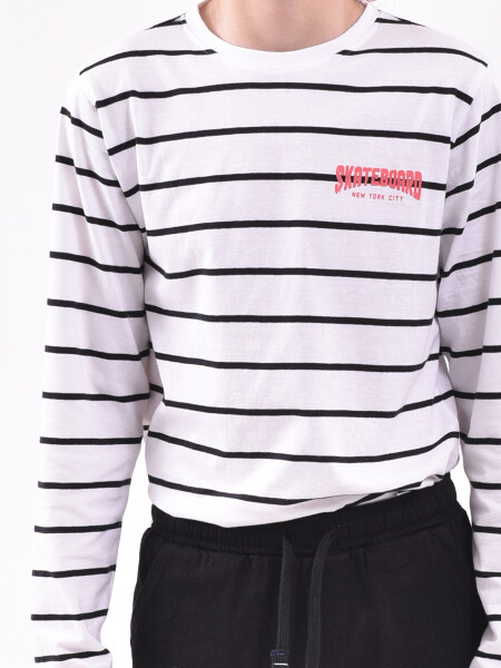 REMERA AYOZE VARIANTE 2