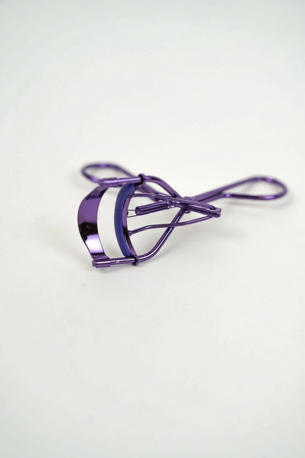 Rizador De Pestañas Pure Violeta