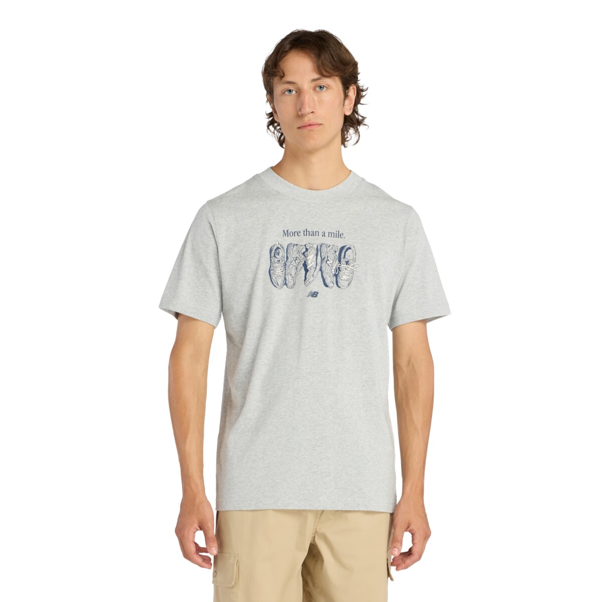 Remera NEW BALANCE T-SHIRT de Hombre - MT61778SAG - Gris 