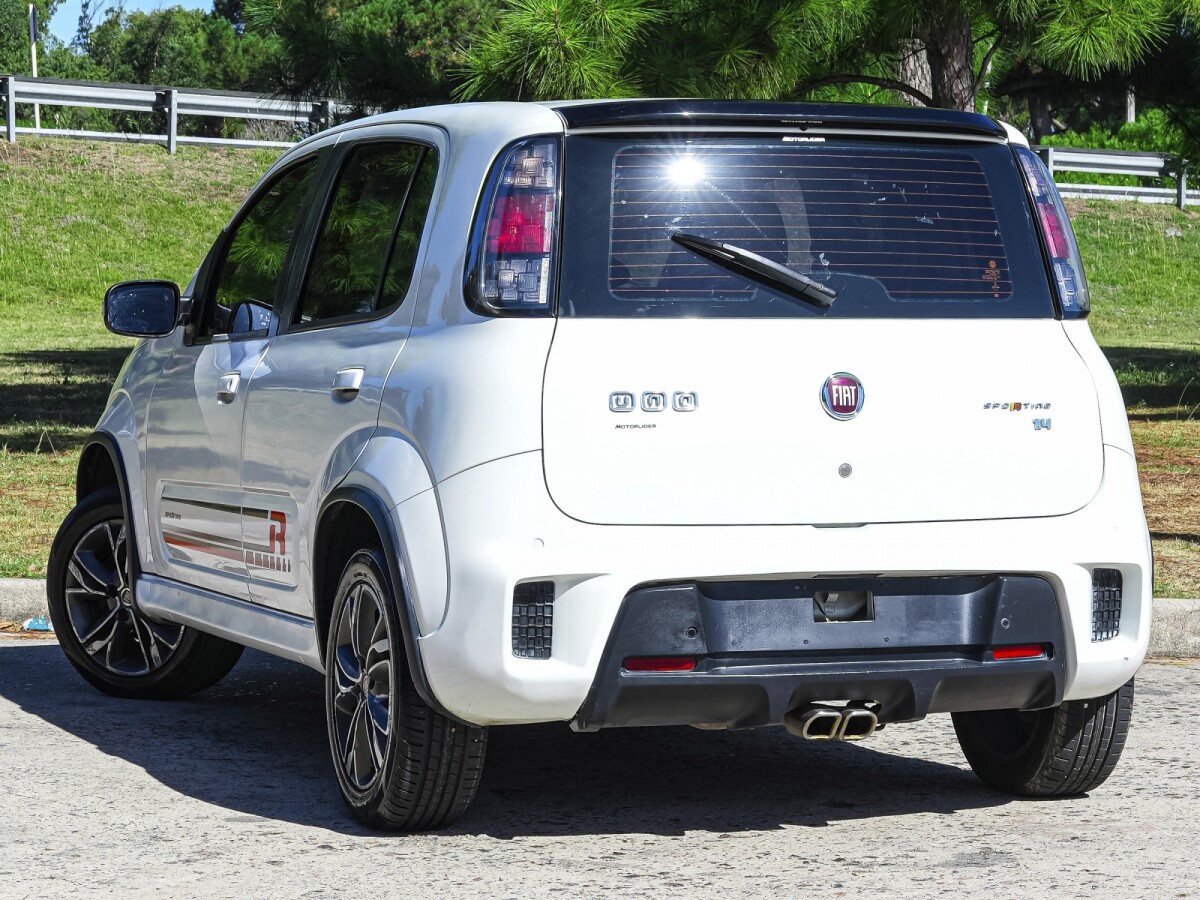 Fiat Uno Evo Sporting 1.4| Permuta / Financia Fiat Uno Evo Sporting 1.4| Permuta / Financia