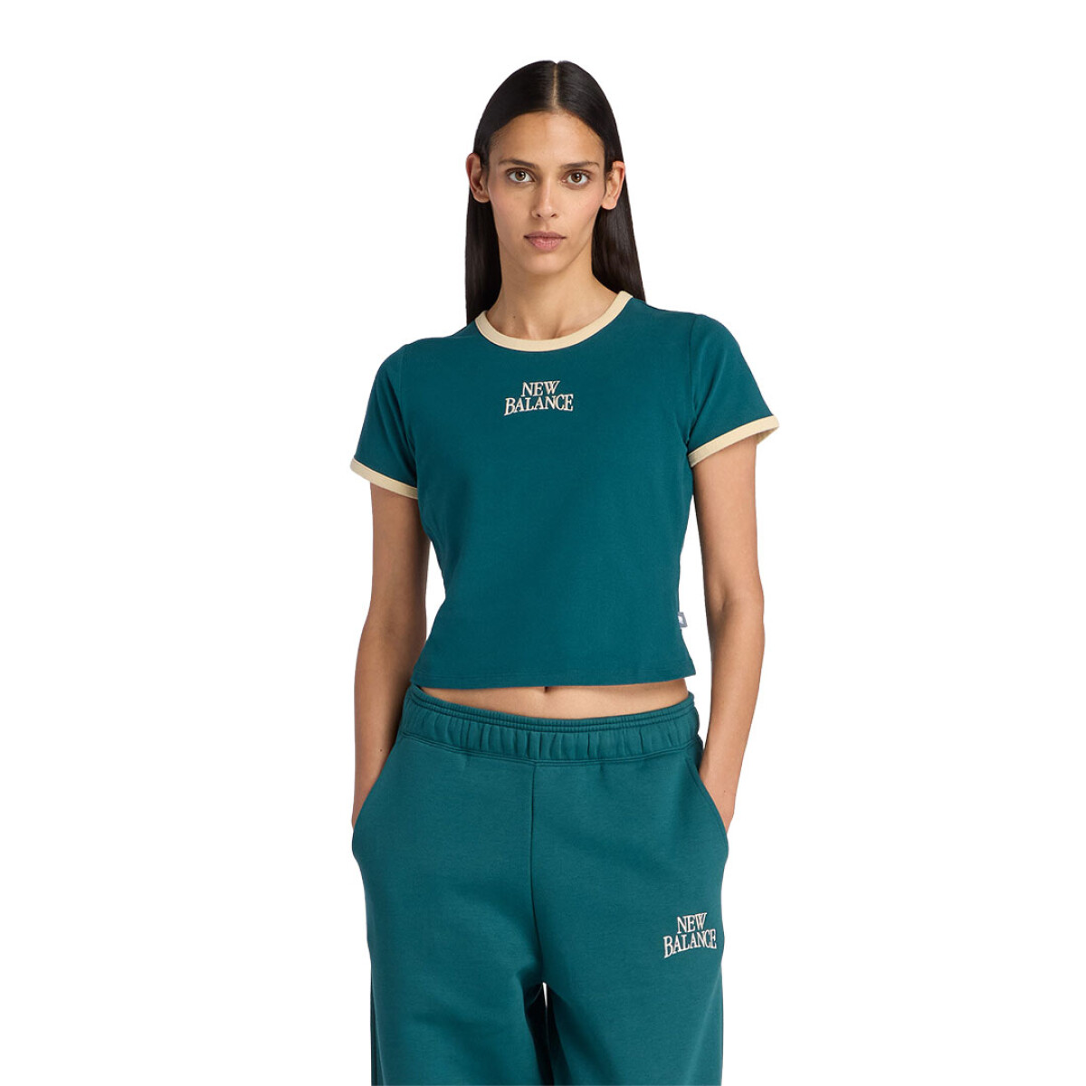 Remera de Mujer New Balance Trackside Ringer - Verde - Beige 