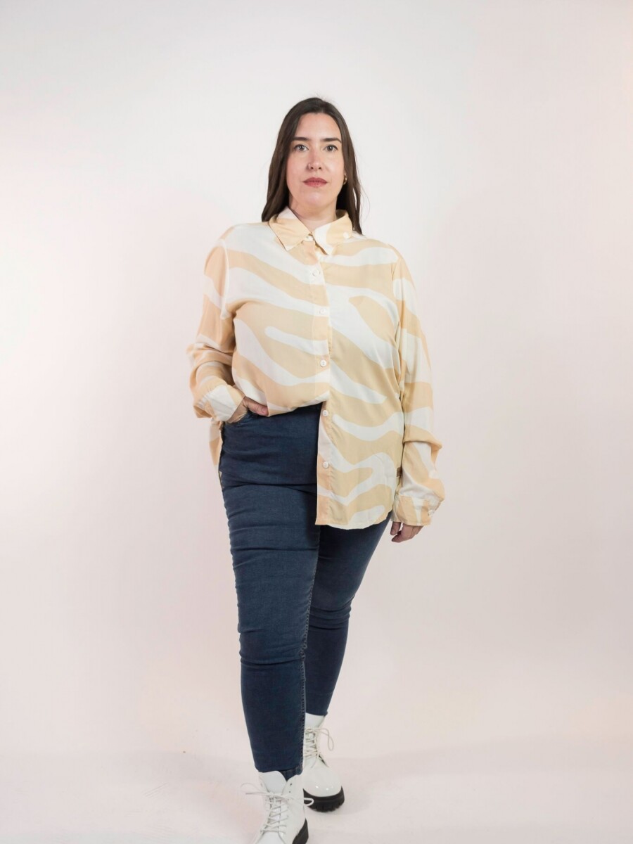 Camisa Sabana Beige y blanca