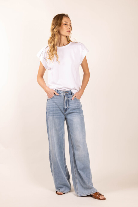 Remera Teresa Blanco